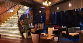 Fun Square Hotel - Image 2