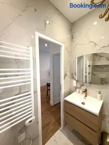 Blue Sky Apartment - Nice - Image 4
