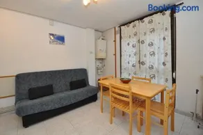 Apartment Bond - Image 2