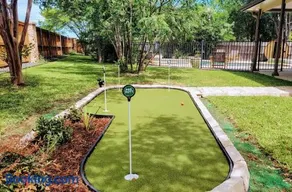 Pool-Hot Tub-Putting Green-Arcade-Oasis - Image 3