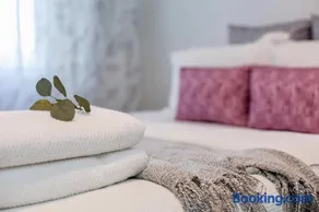 The Baylis Boutique Apartments - Image 2