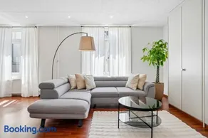 Spacious Apartment in Central Luzern - Image 2