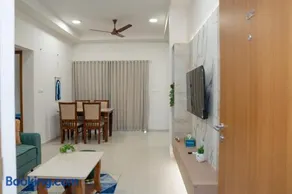 Luxury 2BHK - GIFT City - Corporate & Family Stay - Image 1