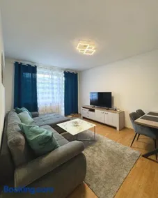 Modern & Comfortable Apartment Greifswald - Image 4