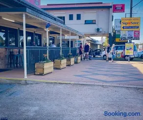 Tailem Bend Riverside Hotel - Image 4