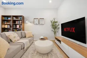 2 Bedroom Spacious & Private Guest Suite - King Size Bed TV in Room, 58" Smart TV in Living Room, In-suite Laundry, Private Entrance & More - Image 2