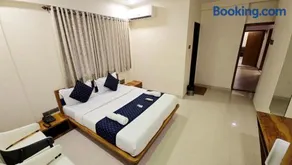 Smooth Check-in Hotels By Edition Blue - Mumbai - Image 1