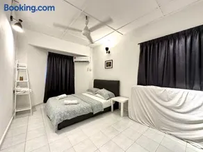 BNB Cozy Homestay @ Bdr Country Homes (Corner Hse) - Image 4