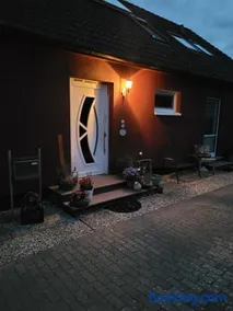 Nah am Diek 2 Erwachsene und 3 Kinder Babybett vorhanden, Wallbox gegen Gebühr nutzbar - Image 1