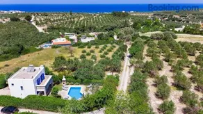 Villa Irini with Heated Pool, By Hellocrete - Image 3