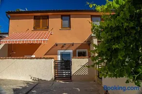Rocks & Stars studio apartment - Image 2