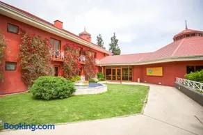 Hotel y Cabañas Palomar - Caja los Andes - Image 1