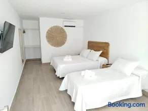 Ap Turísticos y habitaciones Marea - Frente al Mar - Image 3