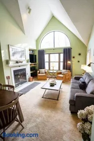 Ski On-Ski Off Okemo Mountain Getaway for Families with Pool & Hot Tubs - Image 1