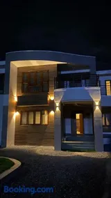 The Pearl, Elegant 5 Bedroom Kerala Home - Image 1