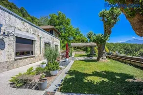 Gîte de groupe de caractère 12-14 pers avec jacuzzi - Ancien domaine de Chartreux - Image 1