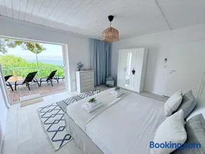 Amara Blue Bay Villa - Image 2