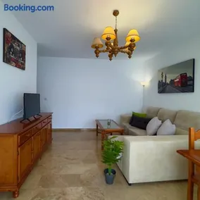 Bellavista - Apartamento céntrico y tranquilo con Parking - Image 3