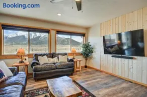 Buena Vista Mountain Retreat - Ultimate Privacy with Spa & Unbeatable Views - Image 5