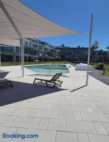 Waterfront studio - Image 2
