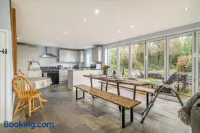 The Cottage - Image 3