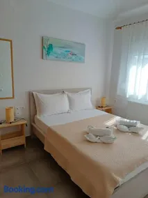 Niki Apartments Beach Loft - Image 2
