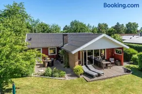 40556-Juelsminde-Pot-strandby-77 - Image 1