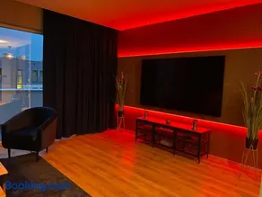 VIP Apartament-Marine - Image 1
