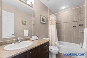 Maple Heights - Stunning Home in West Ottawa - Image 2