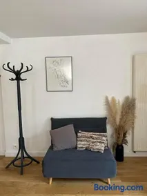 Maison au calme avec terrasse et jardin - Image 1