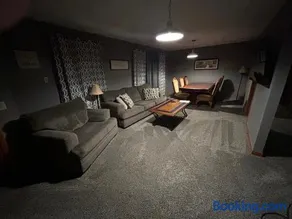 Lodge 545 Complete Large brick house fully furnished - Image 2