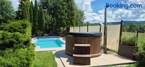 Dom Grabowa z sauną , podgrzewanym basenem i balią z hydromasażem - Image 3