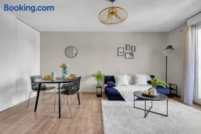 Spacious Apartment Blagnac Parking-Tram-Airport - Image 2