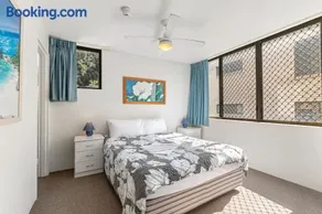 Sea Point Ocean Apartments - Image 2