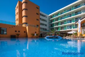 Hotel Saturn - Image 1