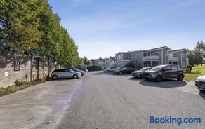cosy appartment for either couple or single - Near to Airport and 2 min walk to eidsvoll verk station - Image 3