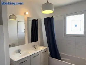Jolie maison entière avec 3 chambres centre ville - Image 3