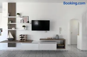 Nicole's Guesthouse - Image 5