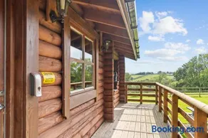 Buttercups Lodge - Image 2
