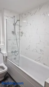 London City Apartment - Image 2