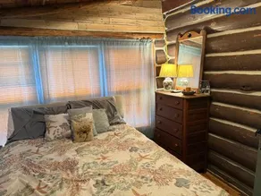 Our Haven Cabin - Image 5