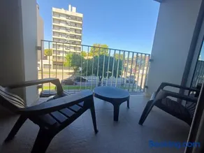 Moderno Depto con Pileta en Terraza, Gym y Sauna - Image 3