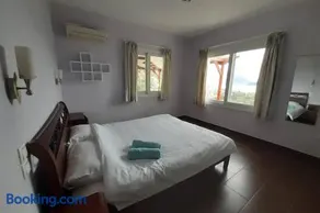 Villa Sunrise with stunning views and private pool - Image 3
