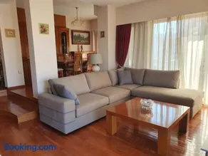 Luxury Athenian Riviera Apartment 135 sqm at Voula - Image 2