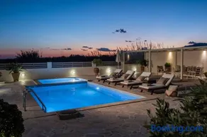 Kallisti Natural Villa - Image 4