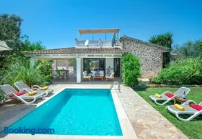 Owl Booking Villa Almadrava - Vacation Paradise - Image 1