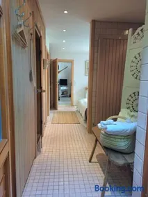HILLSIDE Apartment - Image 2