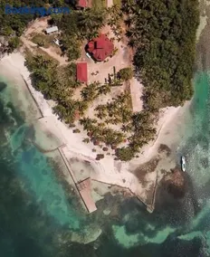 Sea Eye Hotel - Tropical Building - Image 4