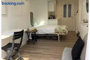 Cozy Studio in Colchester - Perfect for Couples - Image 3
