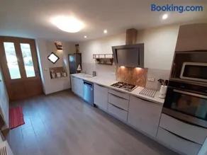 Gîte charentais avec cour privative, baby-équipement, télétravail, vélos, BBQ, animaux acceptés - Image 2